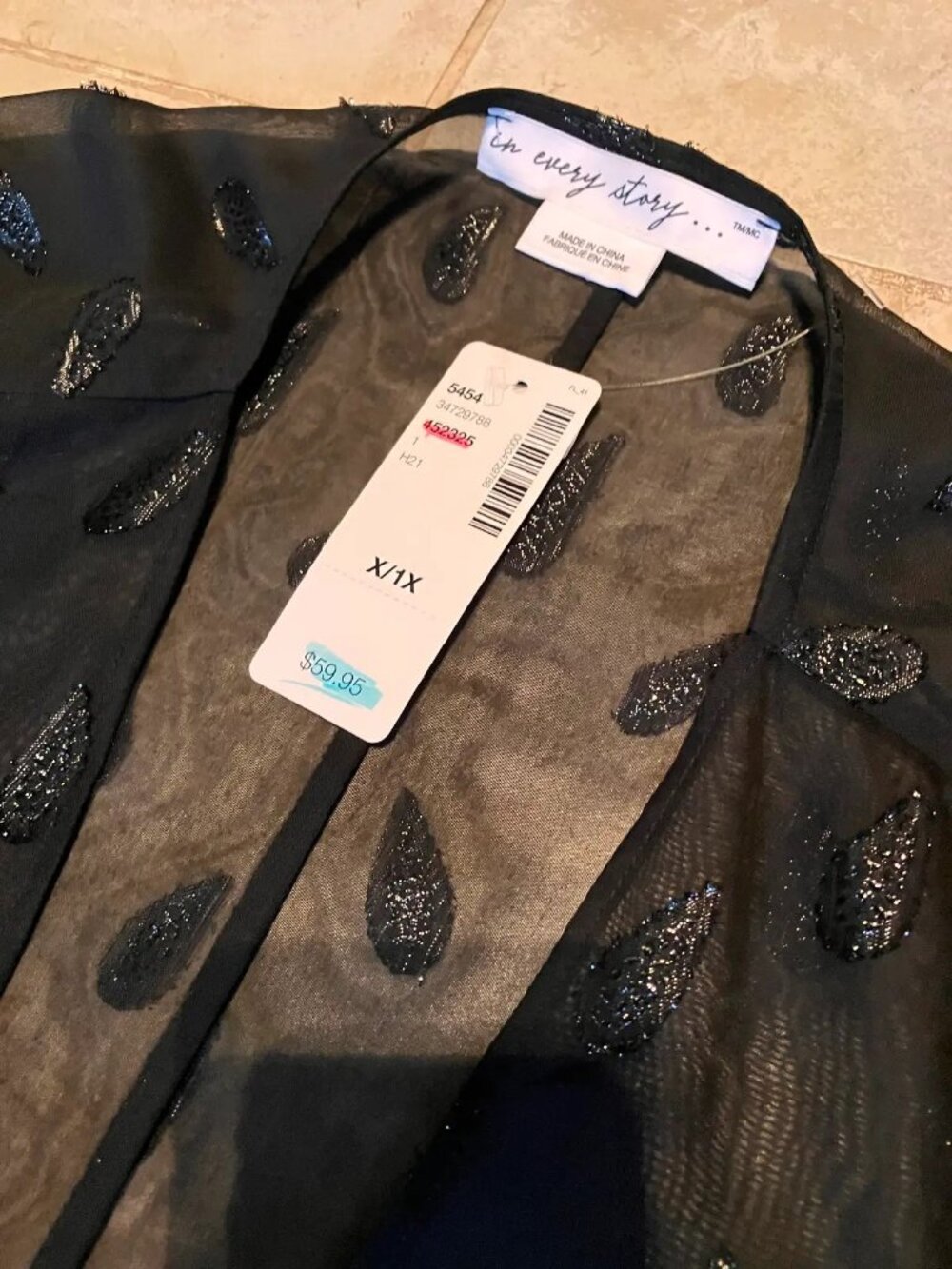 BNWT In Every Story Clothing Brand Size Large / X Large Lightweight Jacket
